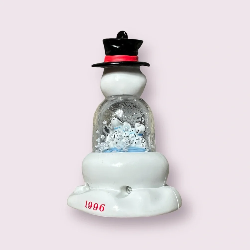 Vintage 1996 McDonald’s Disney 101 Dalmatians Snow Dome Small Collector Toy - Picture 9 of 10